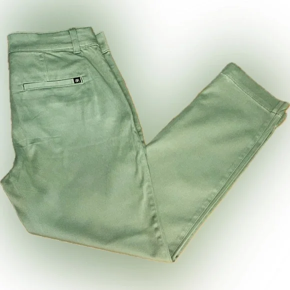 NWOT Banana Republic SZ 8 green straight khaki pants w/4 pockets, waist 32”-34” - Picture 3 of 4